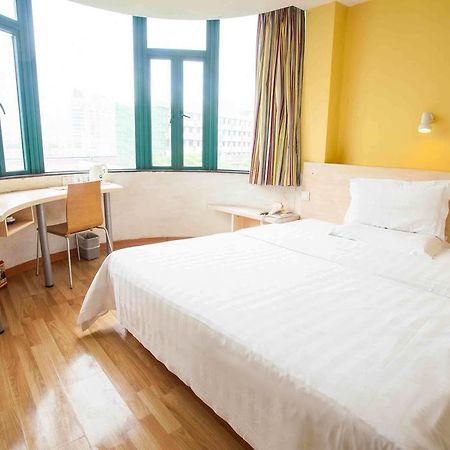7Days Inn Guangzhou Baiyun International Airport Renhezhen Chambre photo