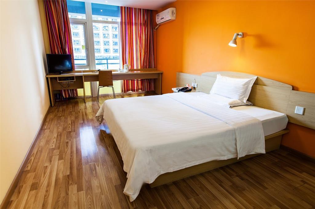 7Days Inn Guangzhou Baiyun International Airport Renhezhen Extérieur photo