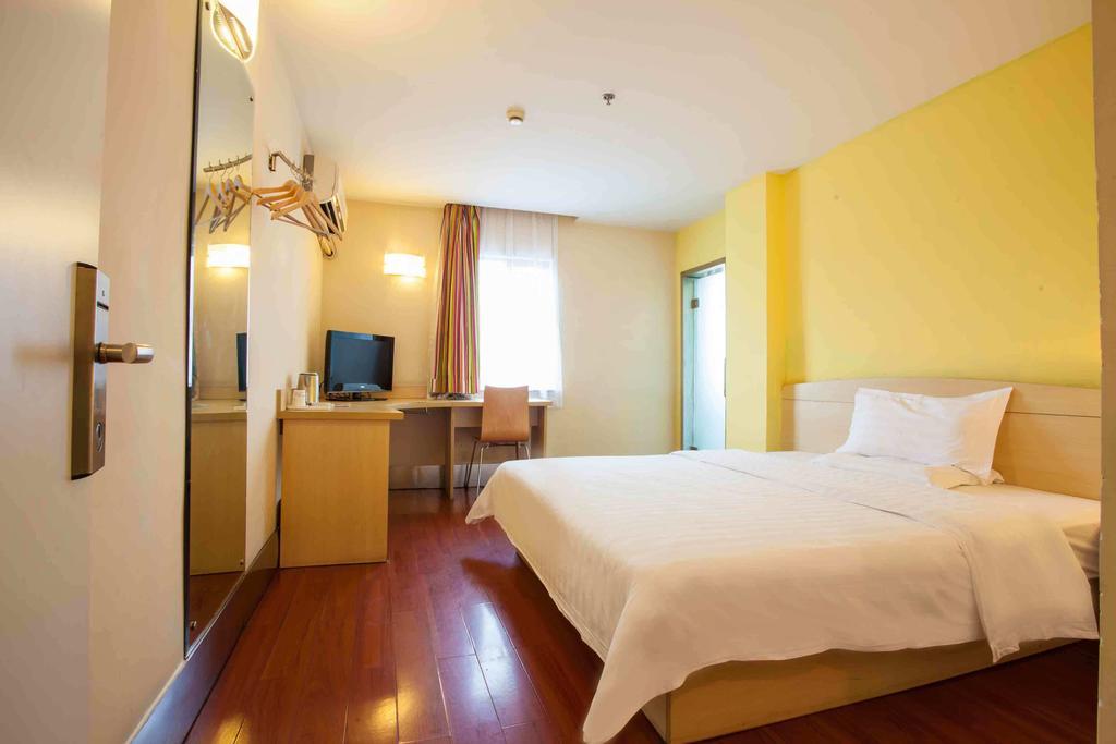 7Days Inn Guangzhou Baiyun International Airport Renhezhen Chambre photo